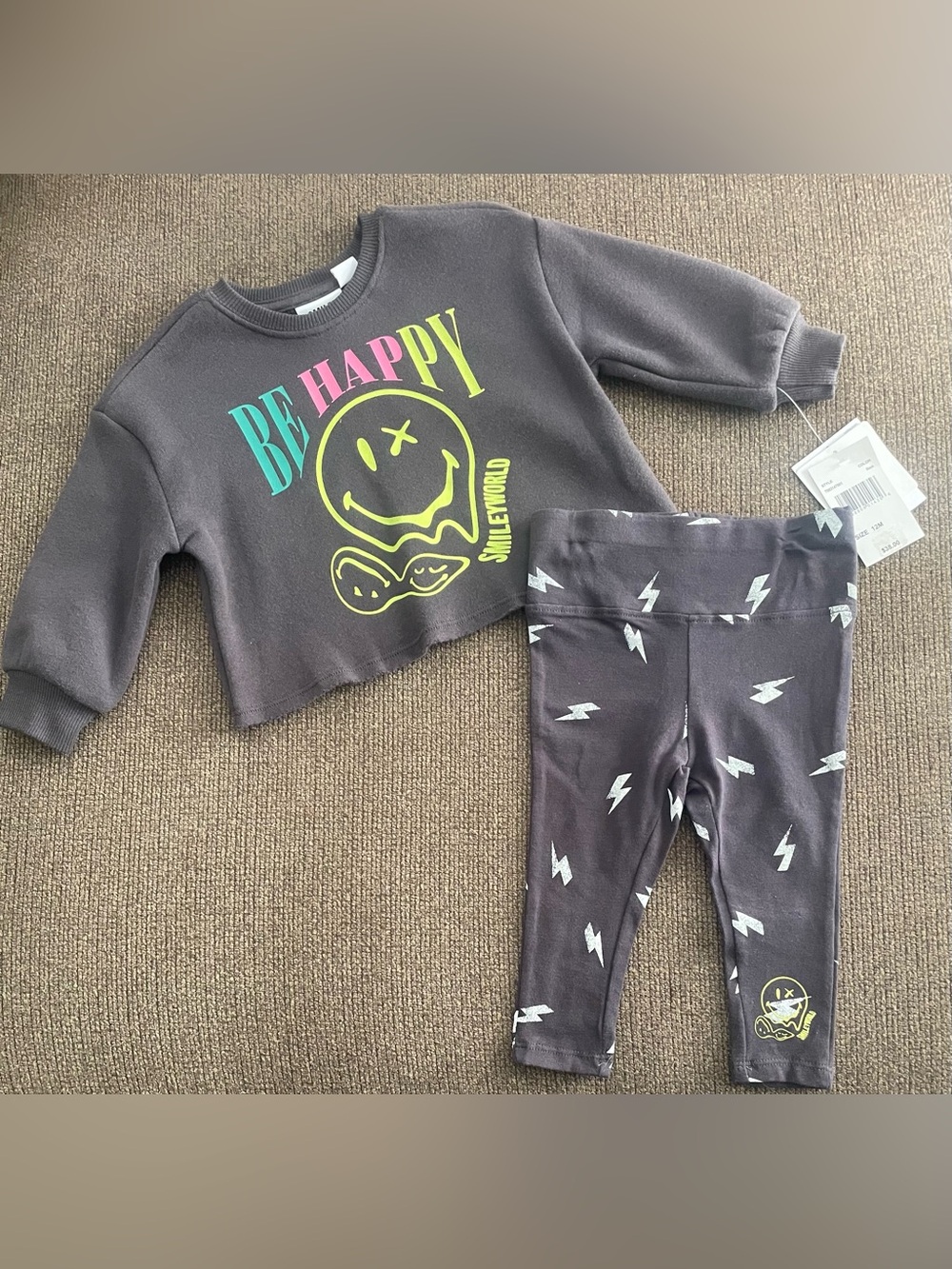 NWT Girl’s Smiley World 2-Piece Long Sleeve Set Size 12M